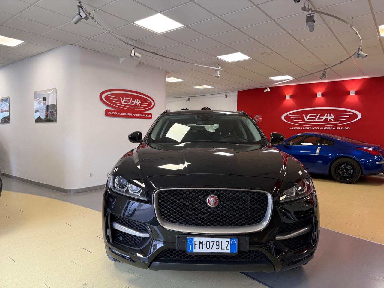 Jaguar F-Pace 2.0 D 240 CV AWD aut. R-Sport