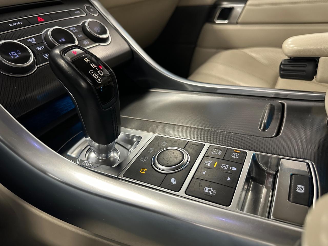 Land Rover Range Sport 3.0 TDV6 HSE Dynamic