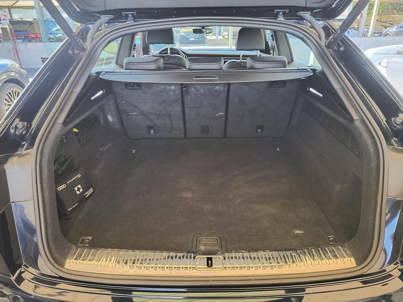 AUDI Q8 I 2018 - Q8 50 3.0 tdi mhev Sport quattro tiptronic