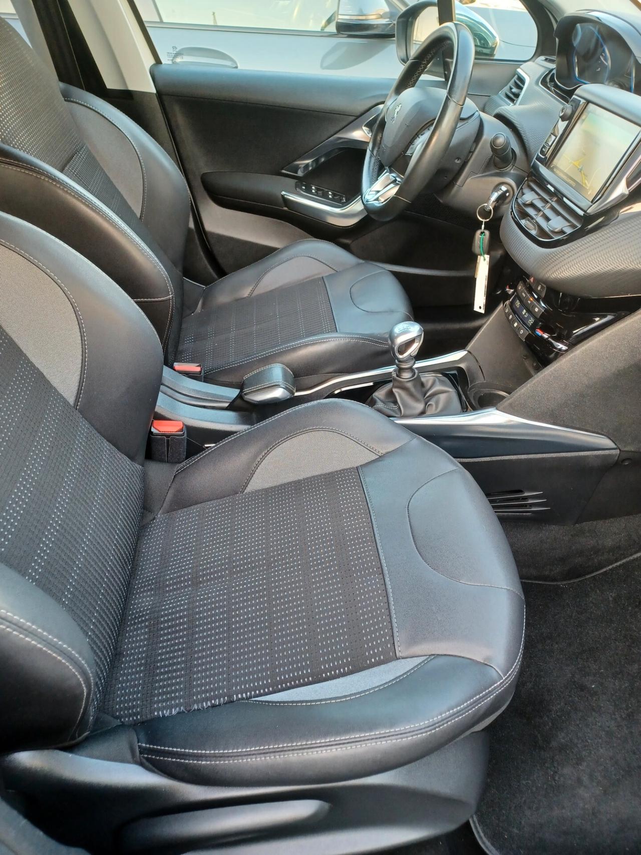 Peugeot 2008 1.6 HDI ALLURE PARI AL NUOVO