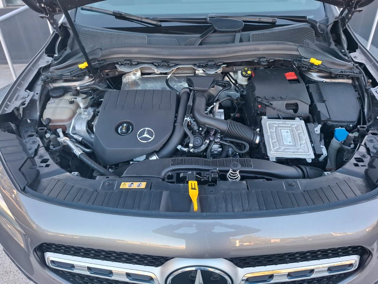MERCEDES GLA 200 BENZINA 163 CV SPORT PLUS AUTO