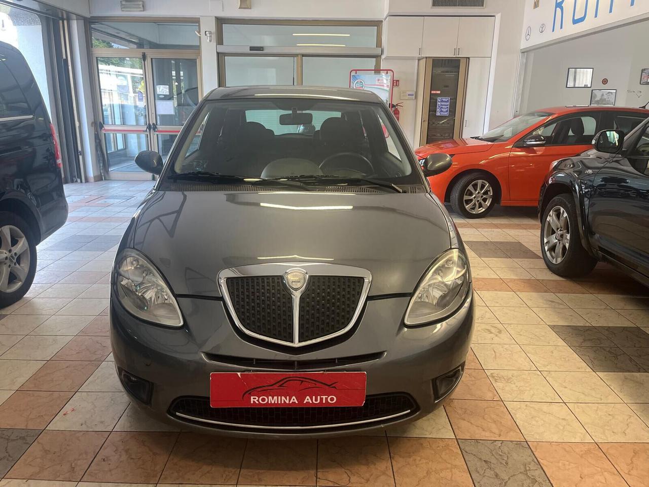 Lancia Ypsilon 1.2 Passion
