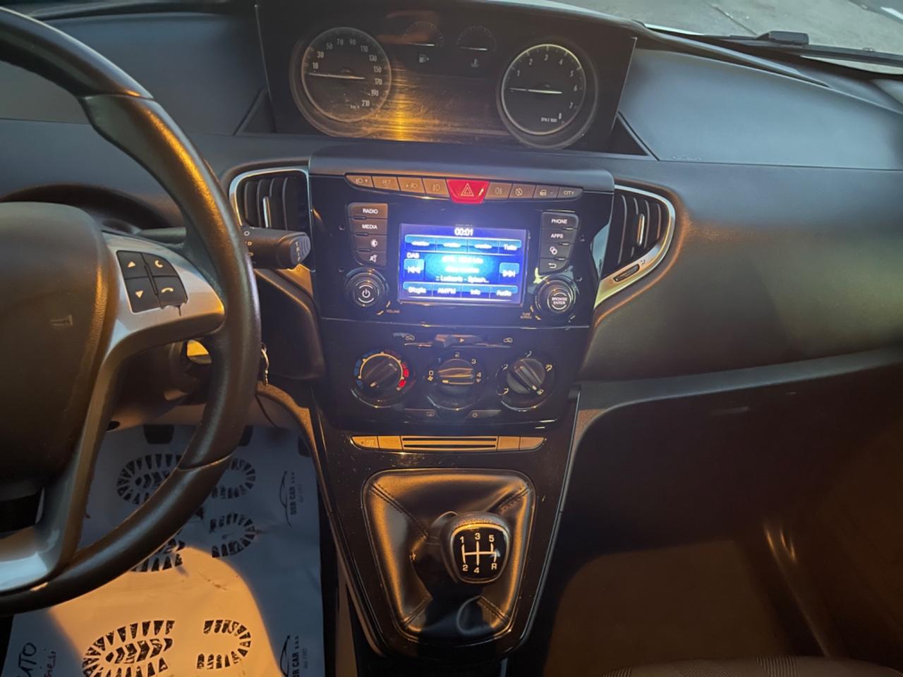 Lancia Ypsilon 1.2 69 CV 5 porte S&S Gold KM 78.000 CERTIFICATI!