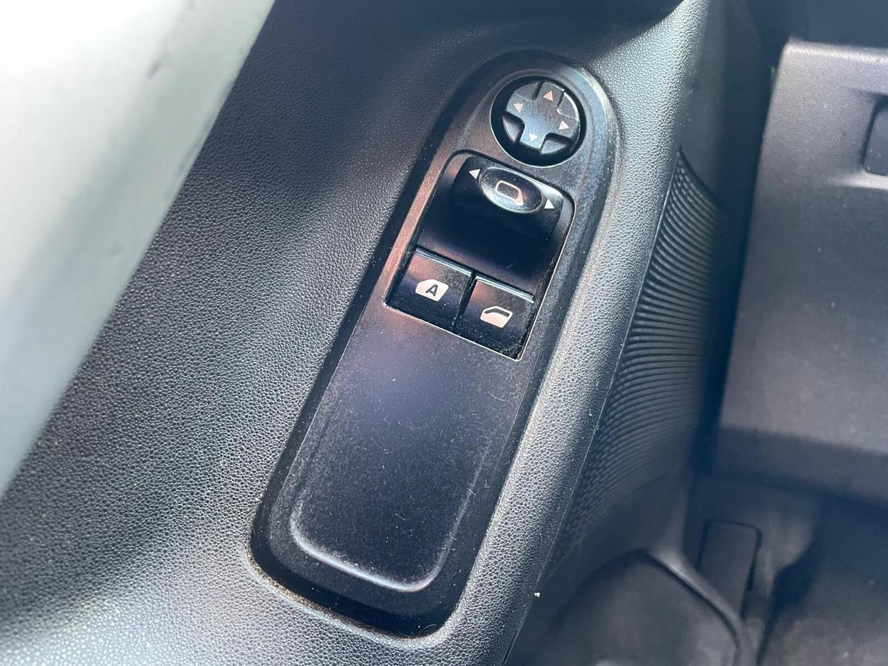 Citroen C3 Restayling 1.1 Benz Exclusive Full