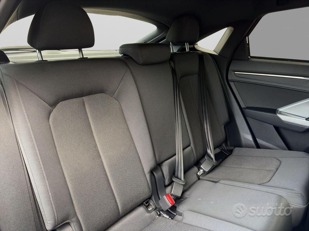 Audi Q3 Sportback 35 TDI 150 cv S tronic S-LINE