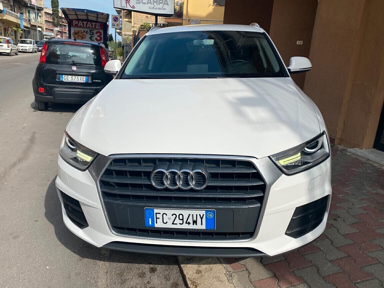 Audi Q3 2.0 TDI 120 CV Business