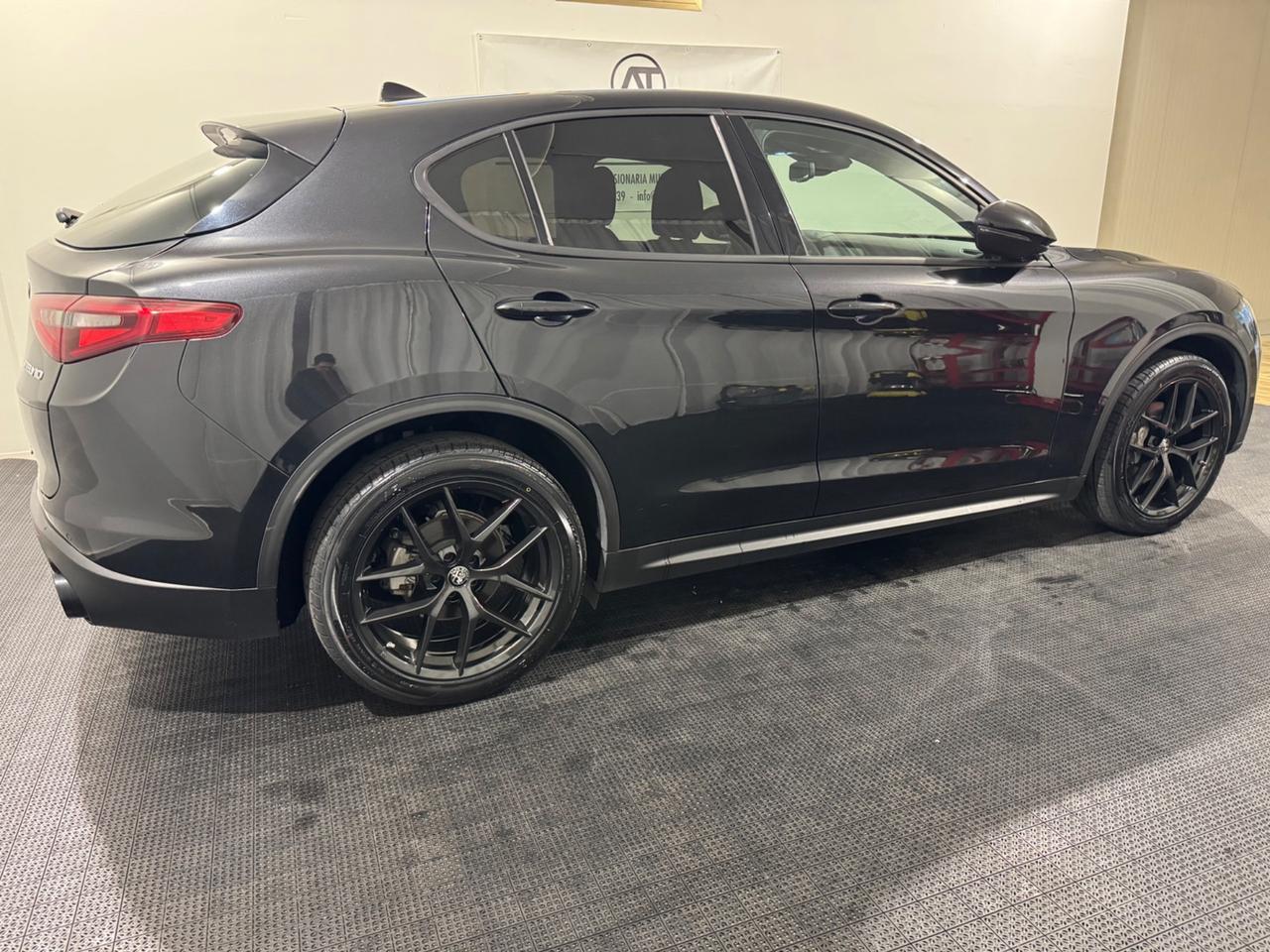 Alfa Romeo Stelvio 2.2 Turbodiesel 190 CV AT8 Q4 Sprint