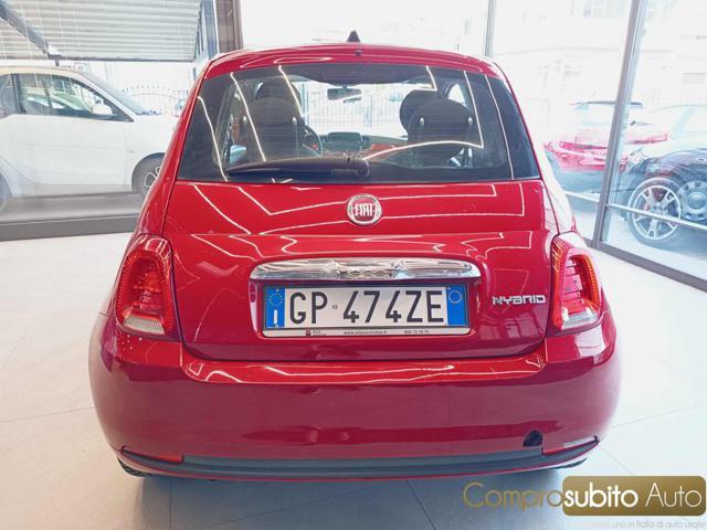 FIAT 500 1.0 Hybrid Red