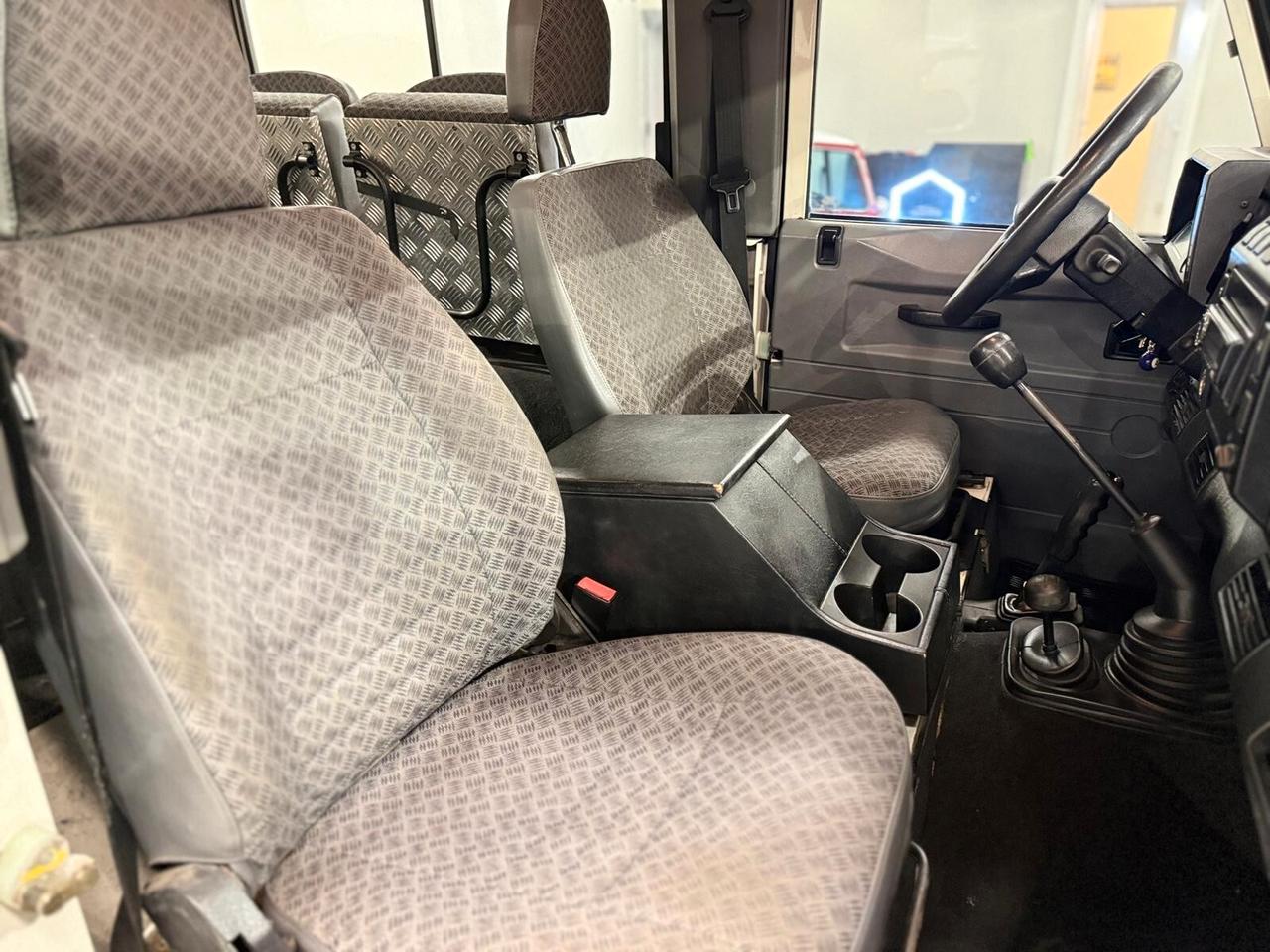 Land Rover Defender 90 2.5 Td5 Station Wagon S