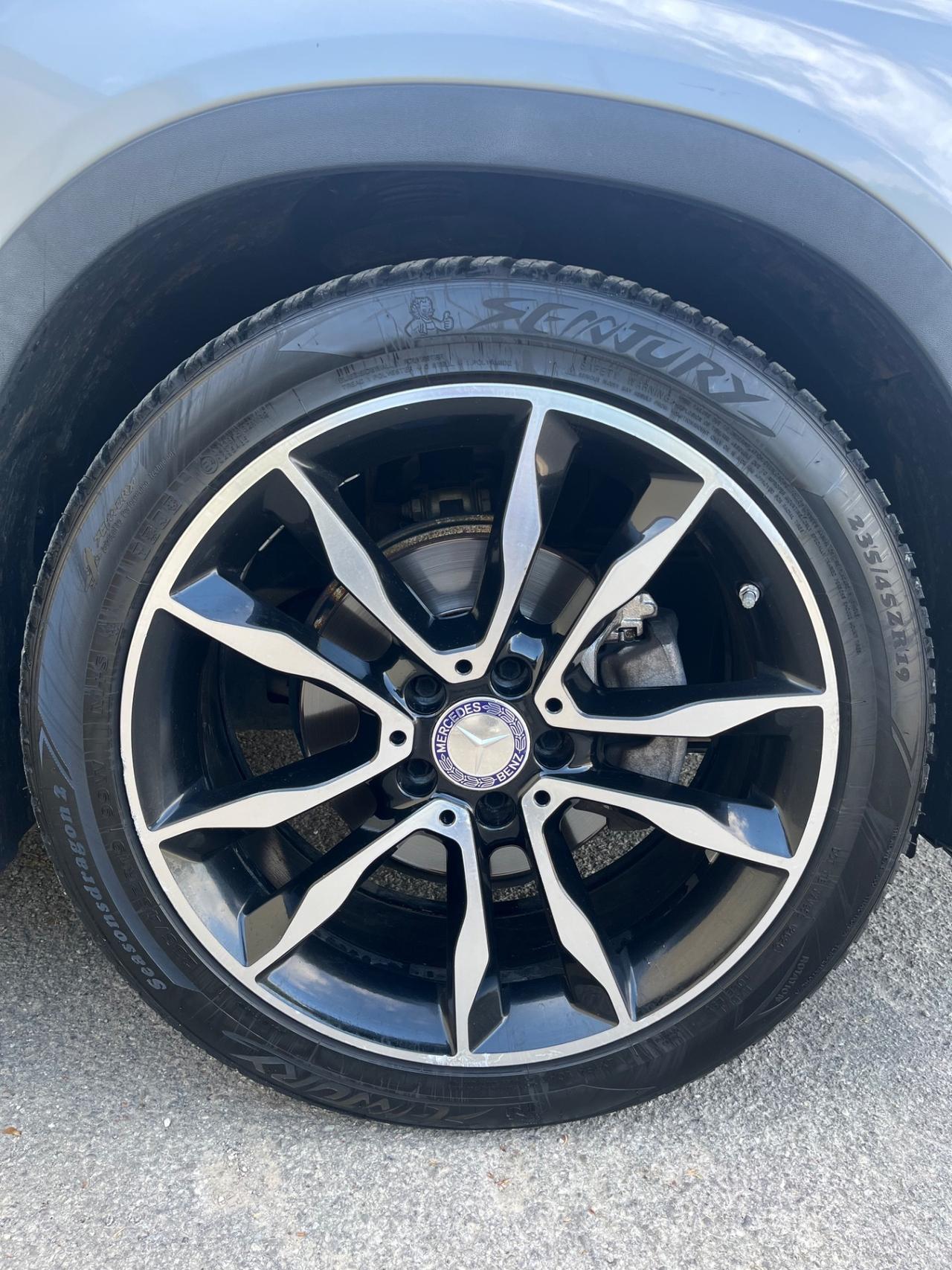 Mercedes-benz GLA 220 CDI Automatic 4Matic Premium