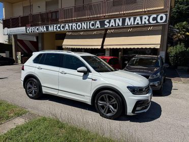 VOLKSWAGEN - Tiguan - 2.0 TDI DSG 4MOTION R-LINE
