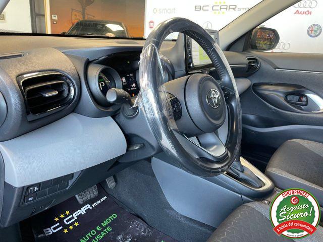 TOYOTA Yaris Cross 1.5 Hybrid E-CVT Business