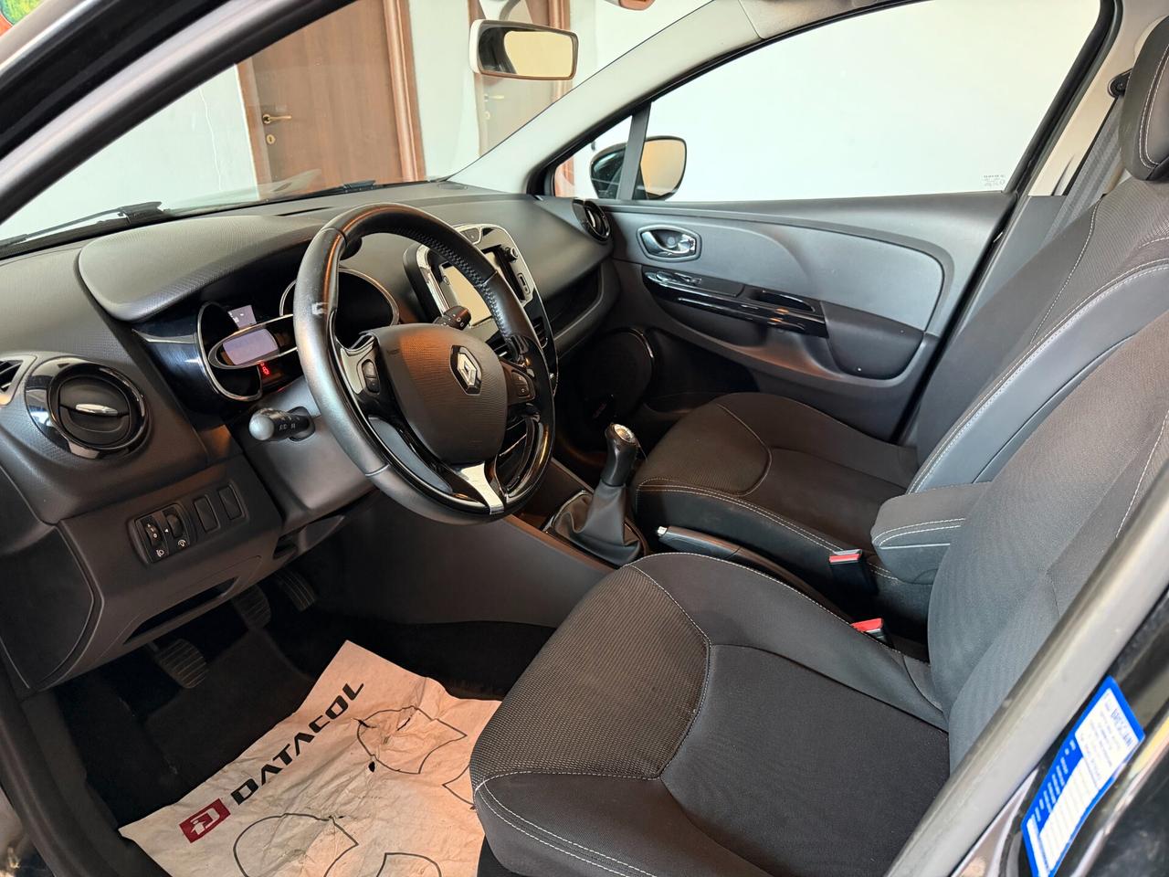 Renault Clio 2014 1.2 75CV 5 porte Live OK NEOPATENTATI