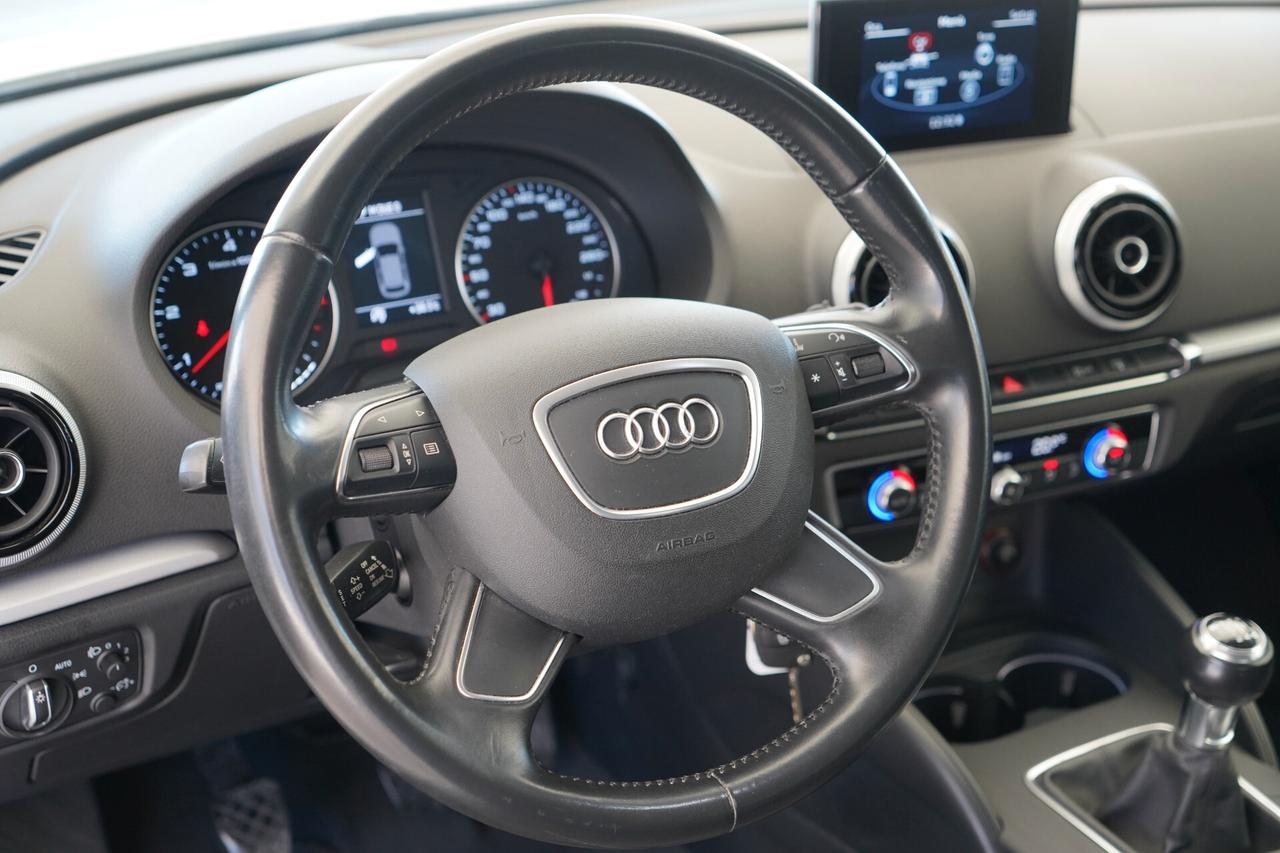 Audi A3 1.6 TDI 110 Cv Young 3 porte