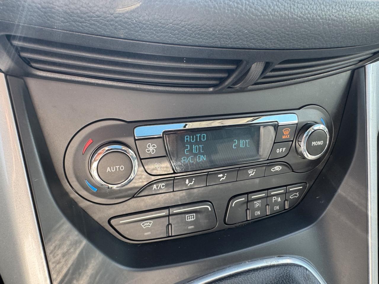 Ford C-Max Titanium 1.6 TDCi 115CV Manuale