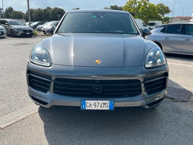 Porsche Cayenne 3.0 V6 E-Hybrid Approved