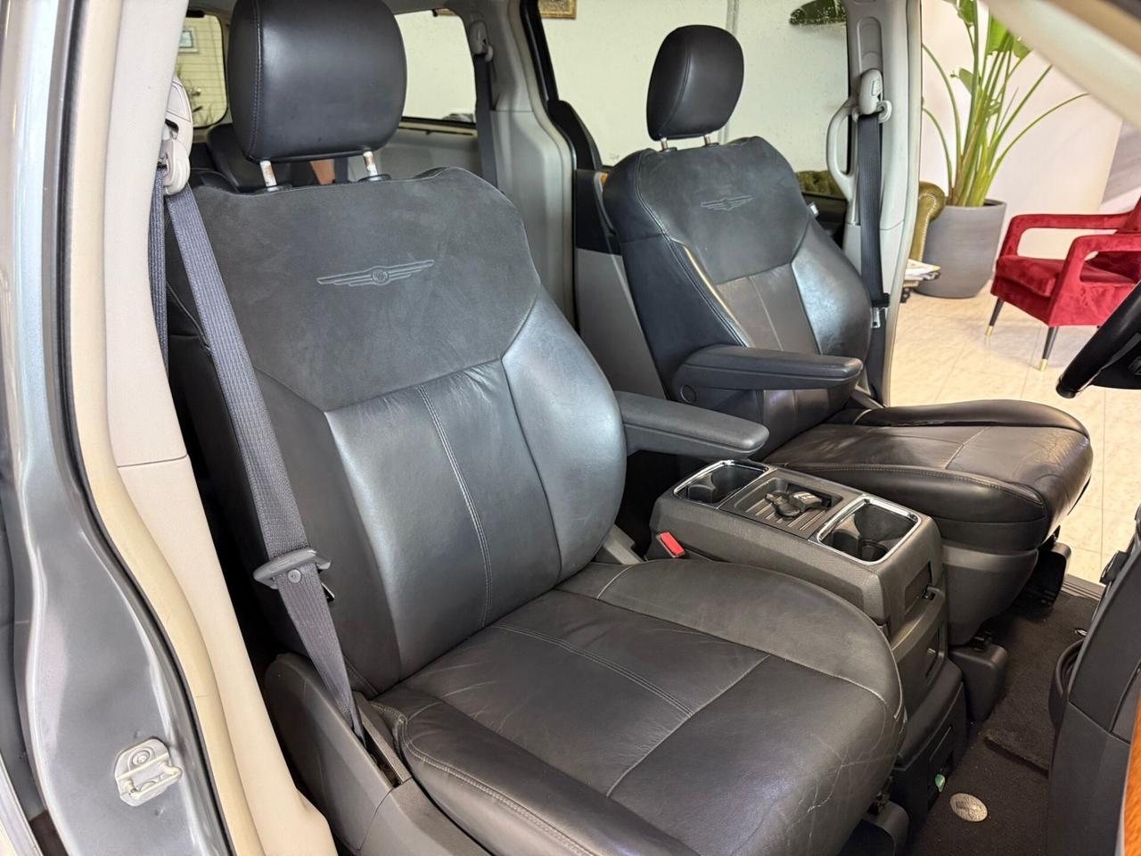 Chrysler Voyager Grand 2.8 CRD DPF Limited UNICO PROPRIETARIO