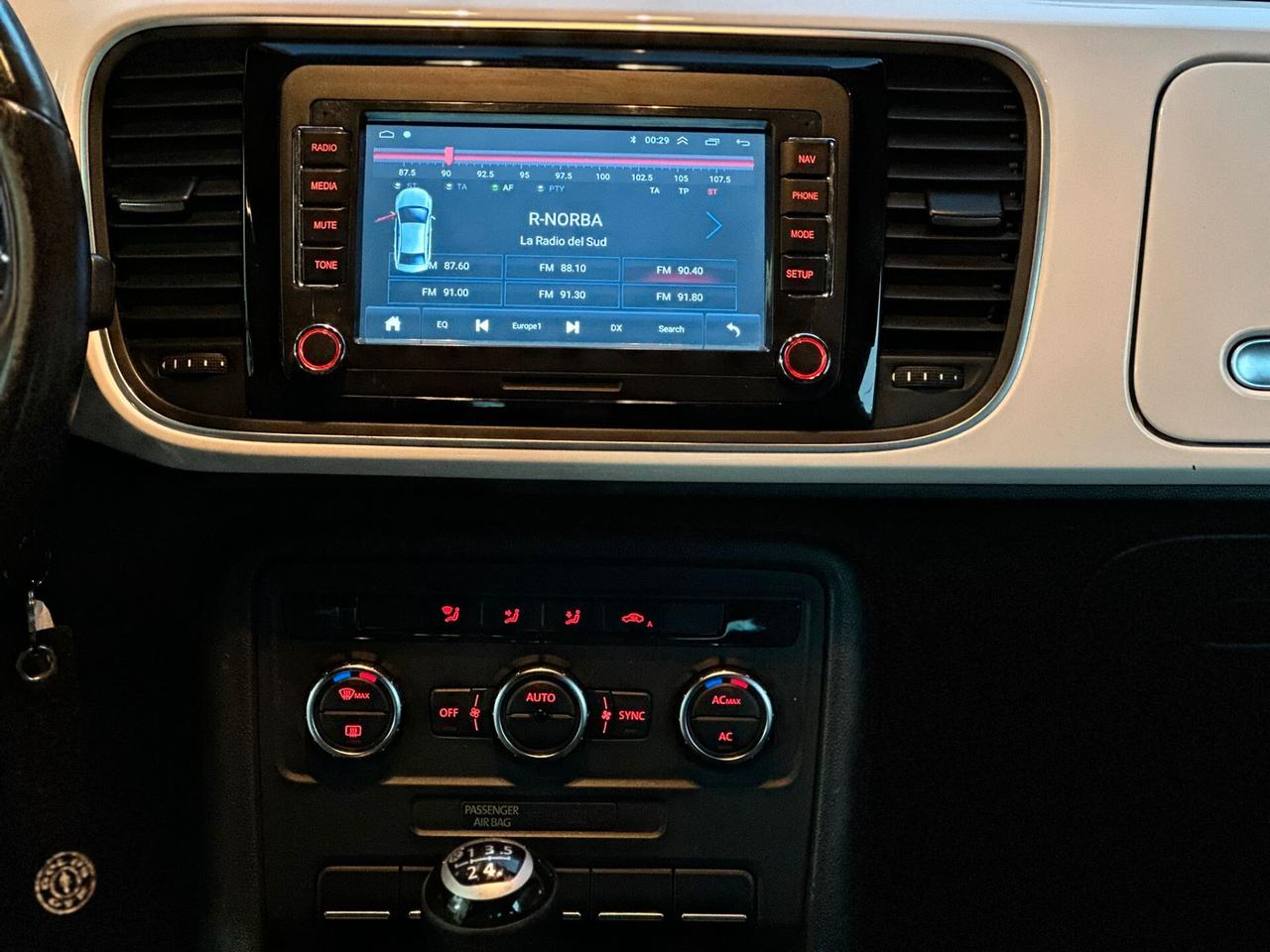 Volkswagen Maggiolino 1.6 TDI Design