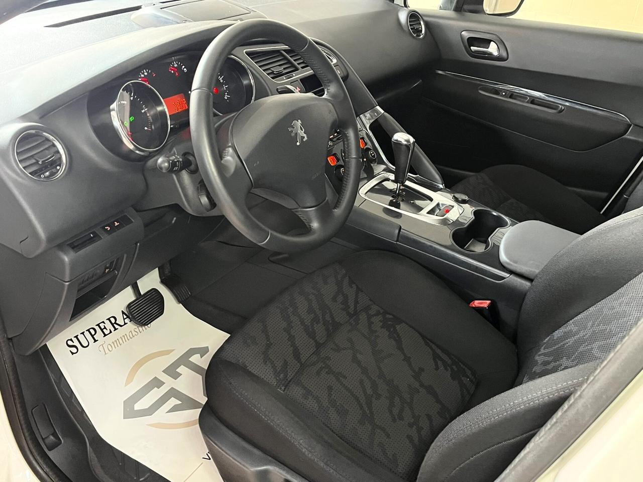 Peugeot 3008 1.6 HDi 112CV cambio automatico Business