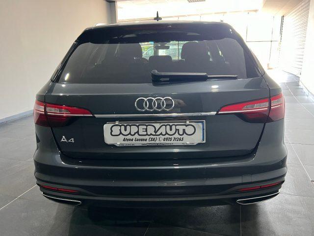 AUDI A4 Avant 40 TDI quattro S tronic Business