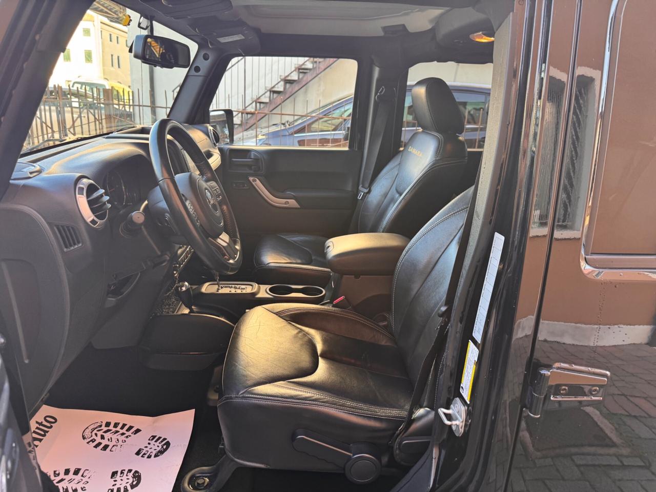 Jeep Wrangler Unlimited 2.8 CRD DPF Sahara Auto