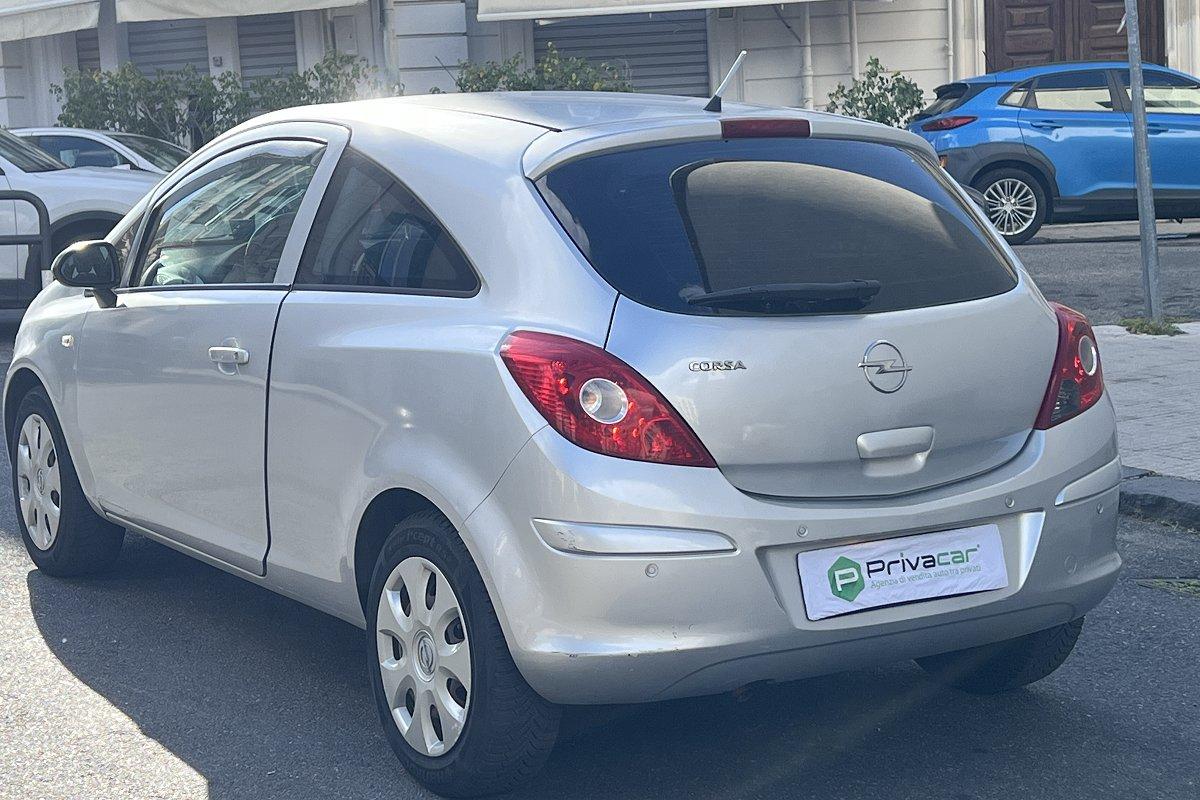 OPEL Corsa 1.2 3 porte Enjoy