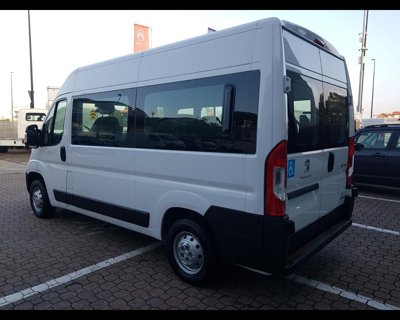 PEUGEOT Peugeot Boxer Trasporto Disabili L2H2 BlueHdi 140 S&S + Pedana