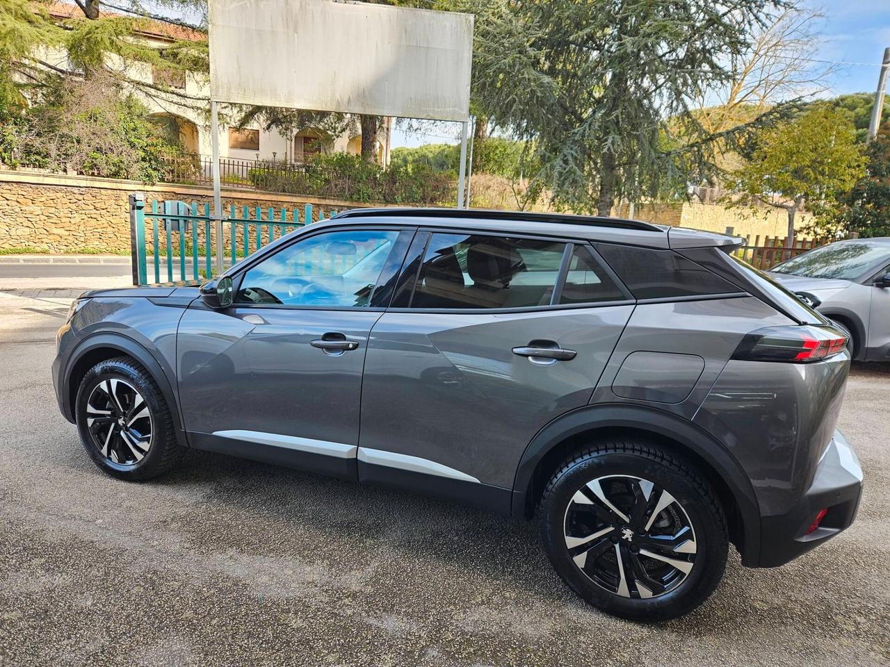 Peugeot 2008 BlueHDi 110 S&S Allure Pack