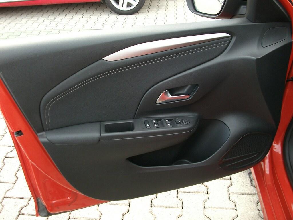 Opel Corsa 5 Porte 1.2 GS Line