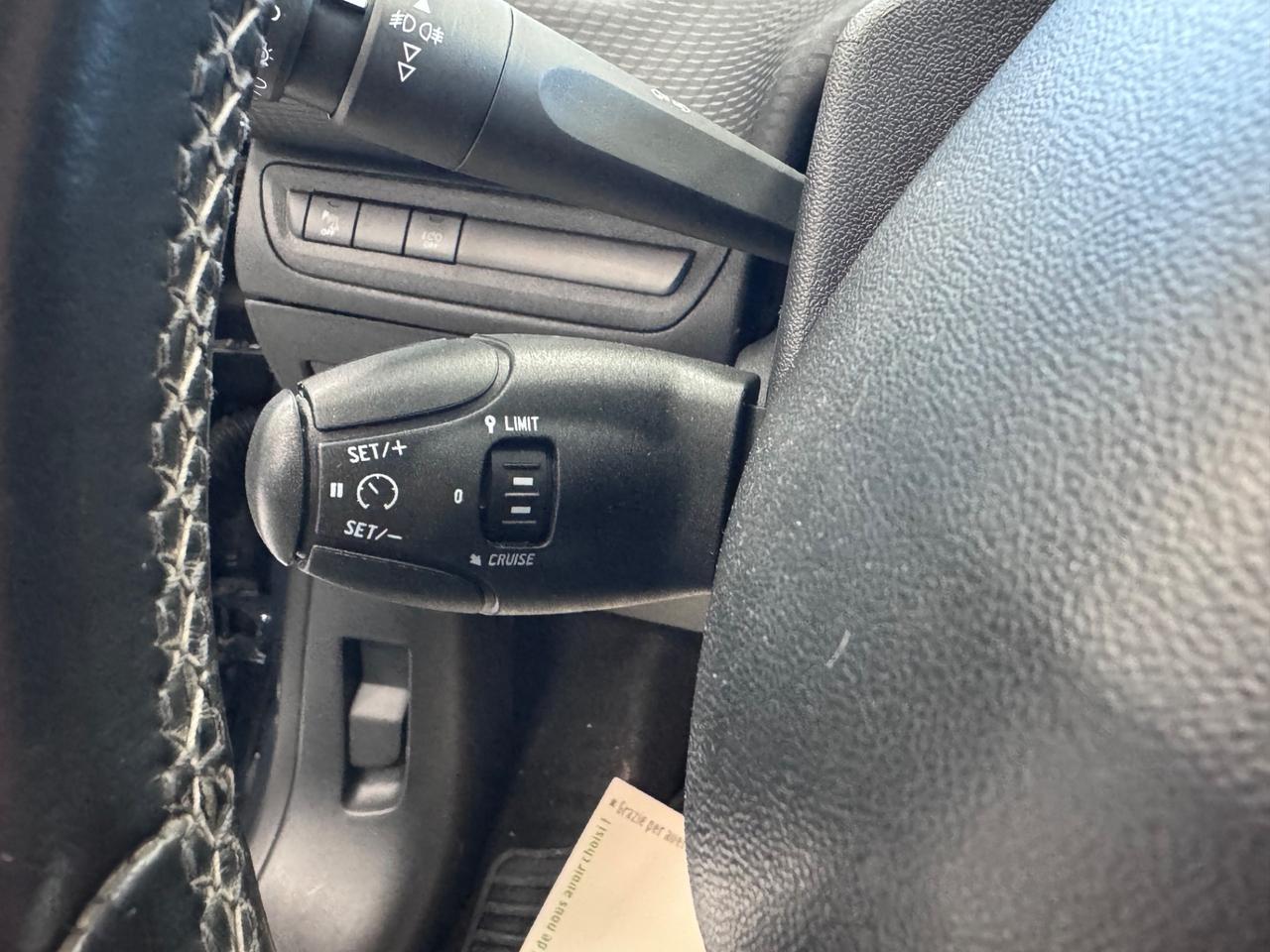 PEUGEOT 2008 1.5 HDI AUTOMATICA ALLURE MY2019