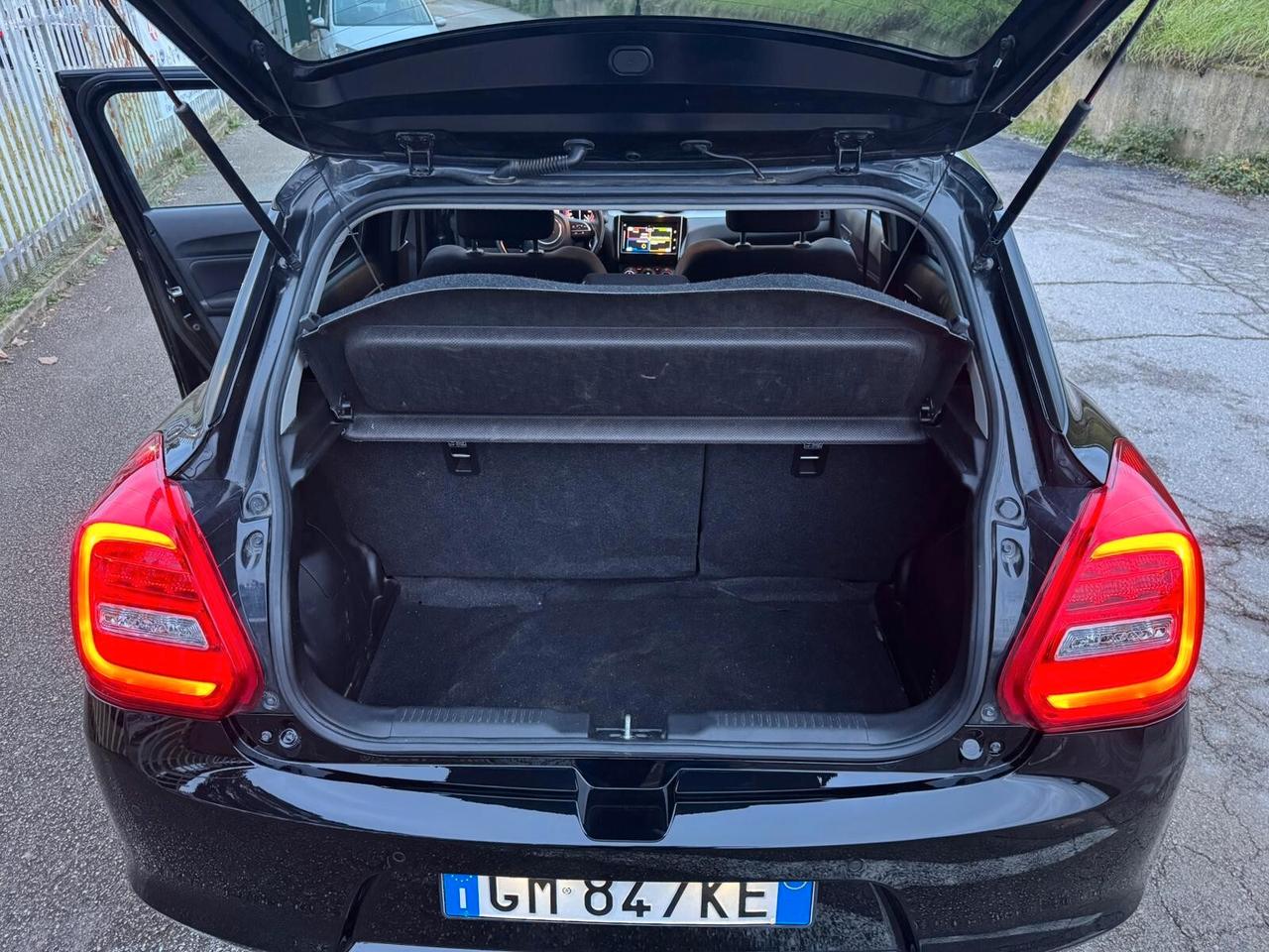 Suzuki Swift 1.2 Hybrid Top