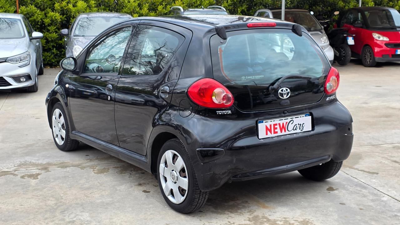 Toyota Aygo 1.0 12V VVT-i 5 porte Now