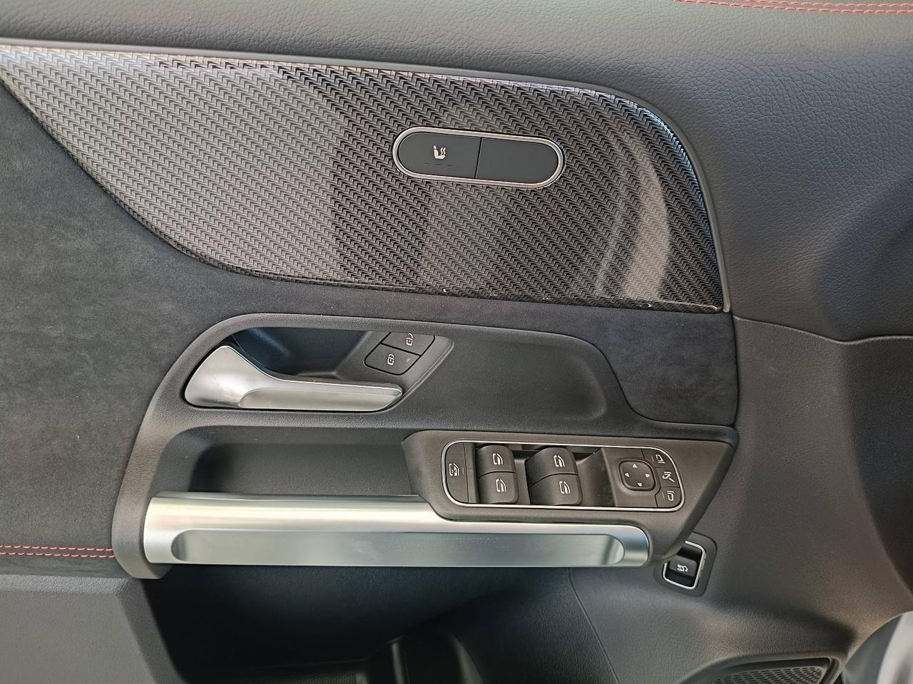 Mercedes-Benz GLB 200 d 4MATIC