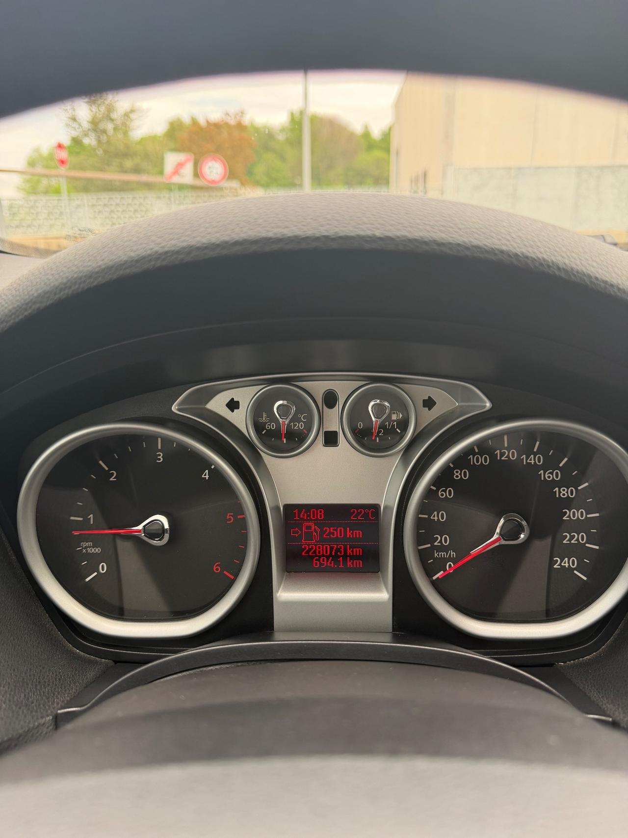 Ford Kuga Kuga+ 2.0 TDCi 140 CV 2WD DPF