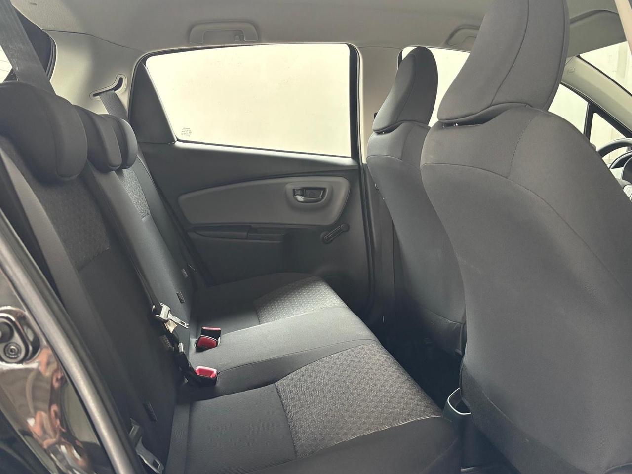 Toyota Yaris 1.3 5 porte Lounge