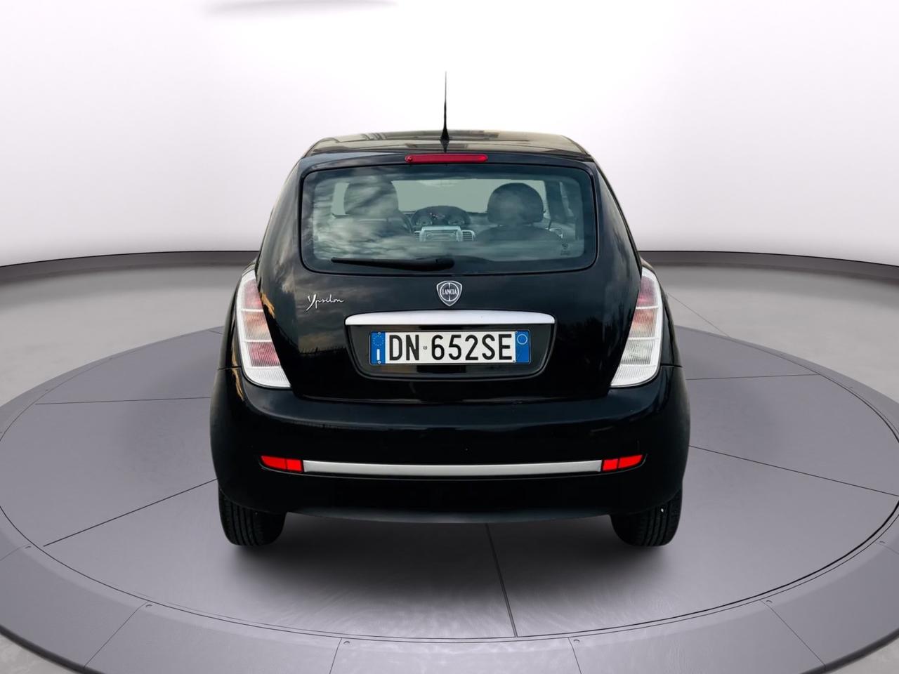 Lancia Ypsilon 1.2 benzina 2008 ottima per neo patentati
