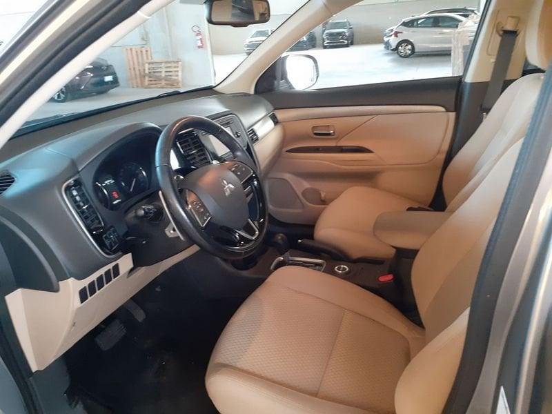 Mitsubishi Outlander Outlander 2.2 DI-D 4WD Instyle 7p.