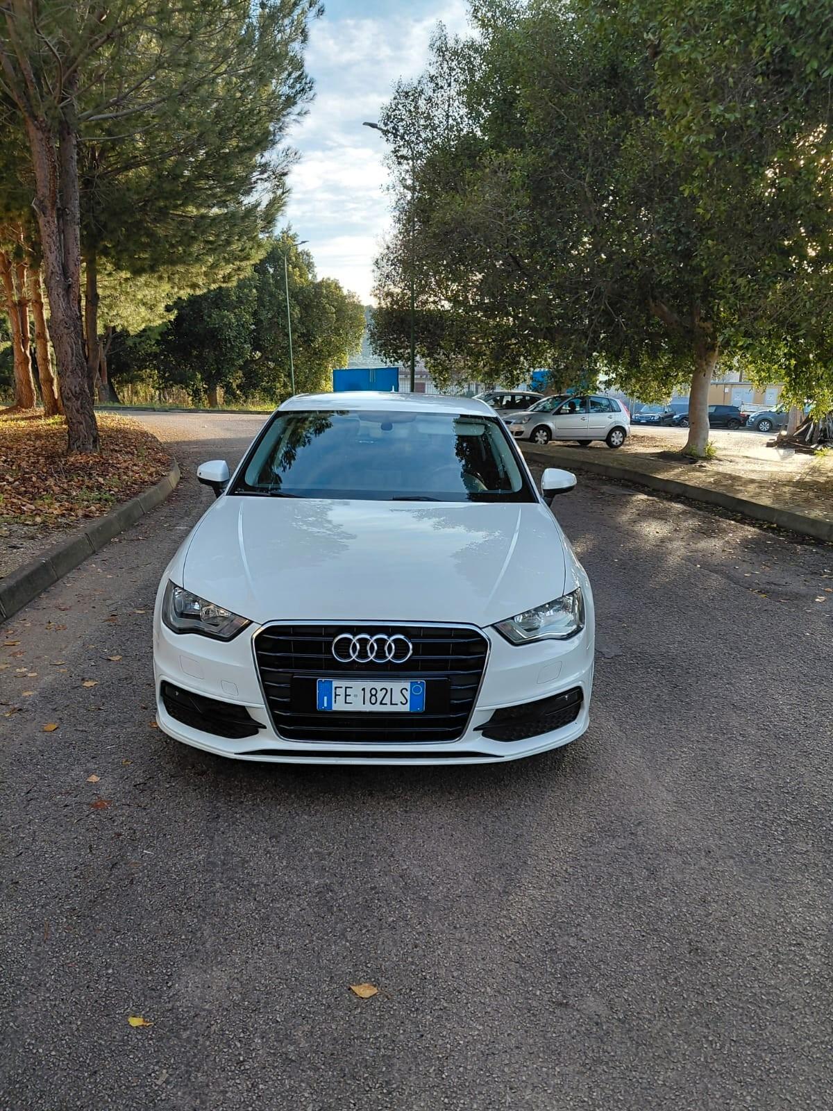Audi A3 SPB 1.6 TDI clean diesel quattro Ambition