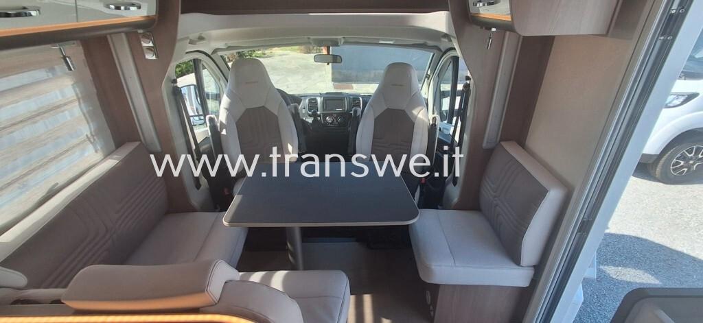 Bürstner Lyseo Privilege 690G Letti gemelli e garage