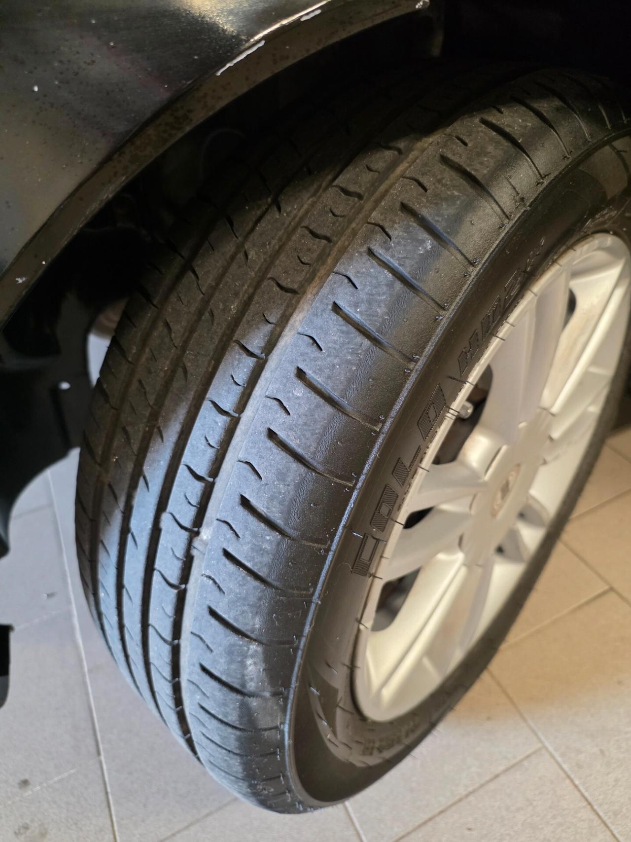 Lancia Ypsilon 1.2 Argento