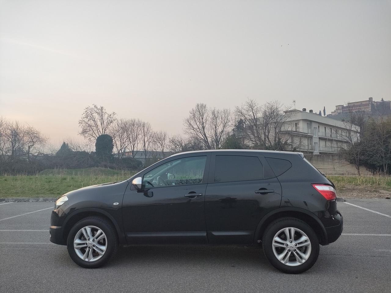 NISSAN Qashqai 1.5 dci Visia