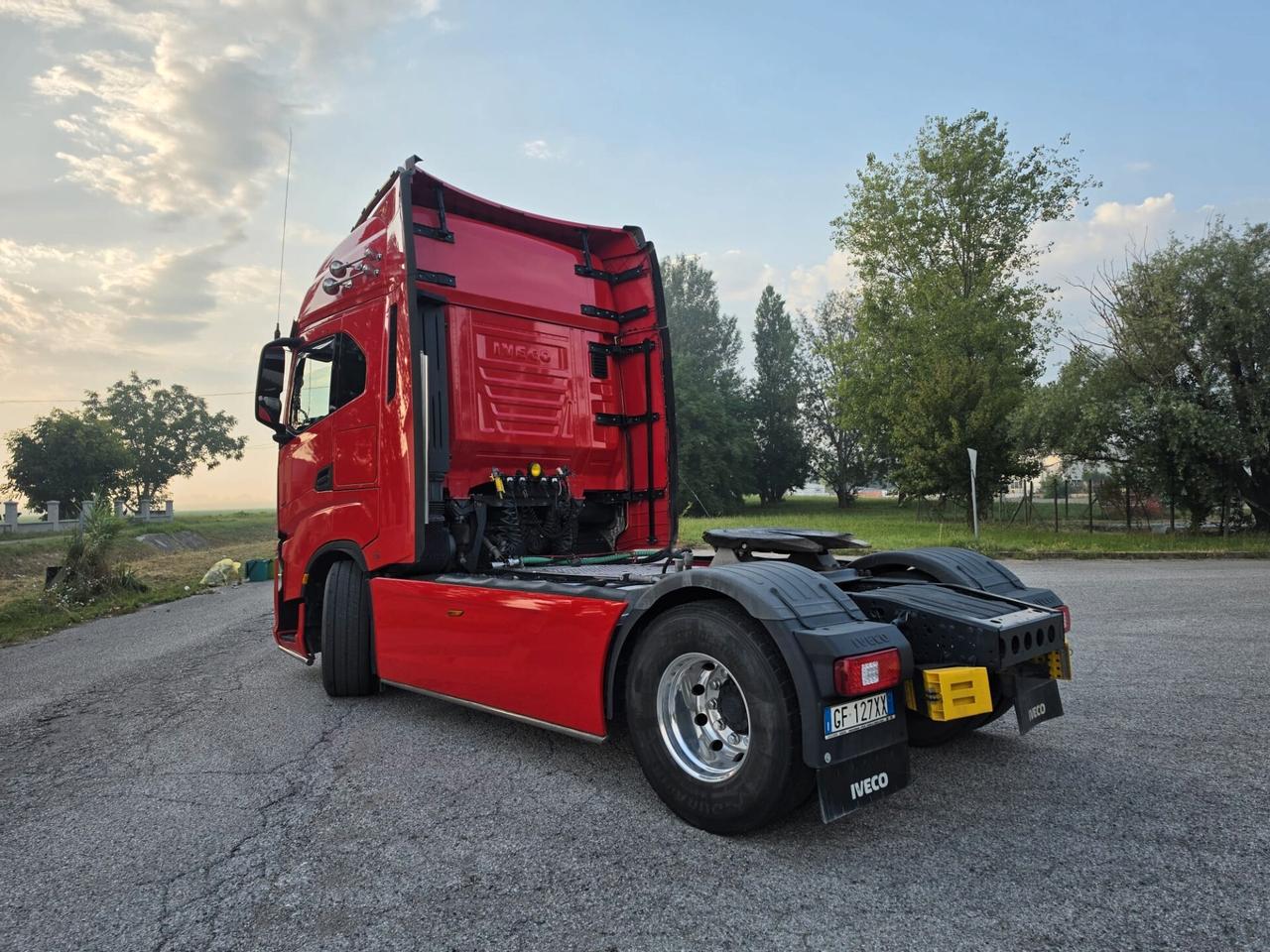 IVECO STRALIS S-WEY 510 LIMITED EDITION