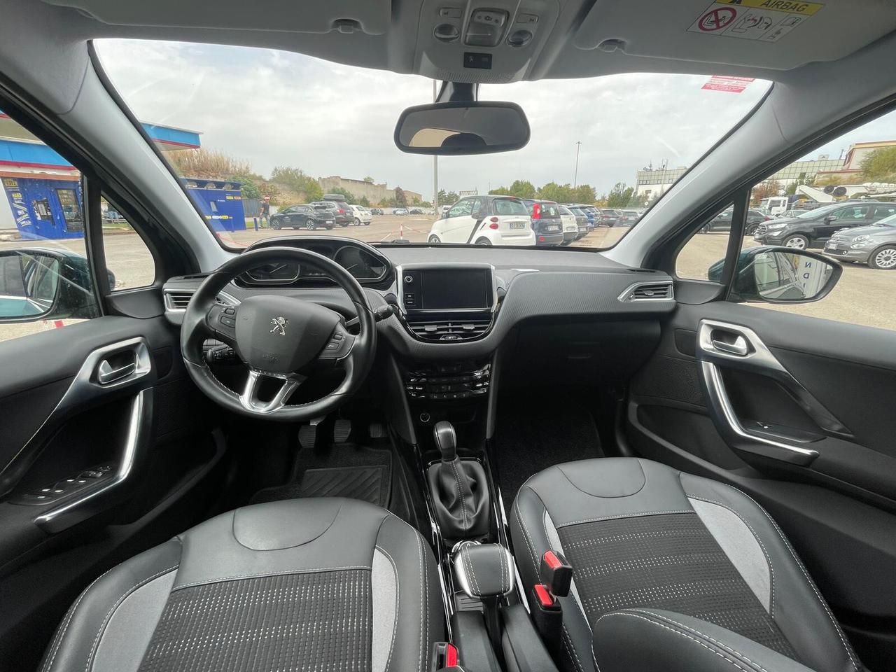 Peugeot 2008 BlueHDi 100 Allure