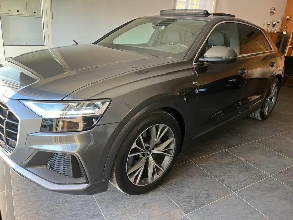 Audi Q8 SUV 45 TDI quattro tiptronic S line edition