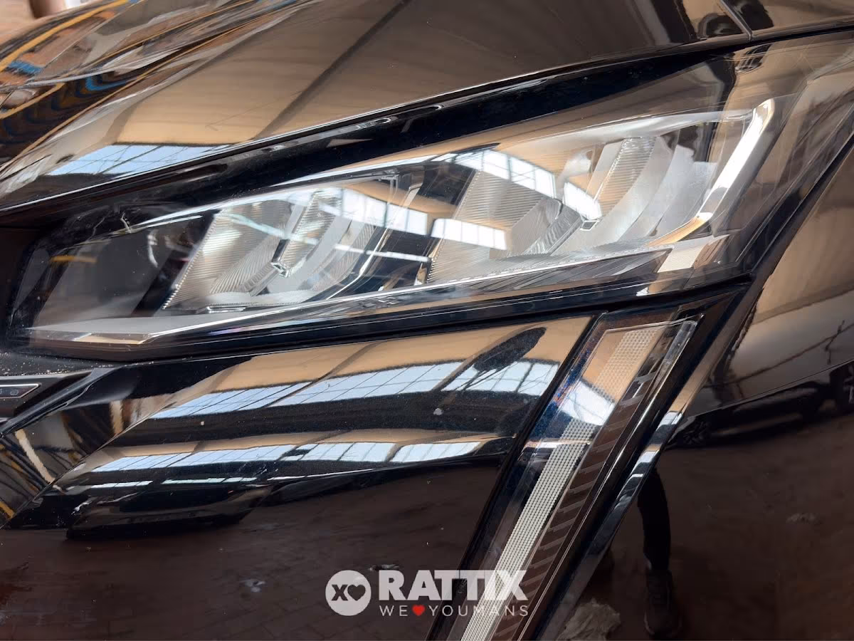 Peugeot 308 1.6 hybrid 180CV Allure Pack e-eat8
