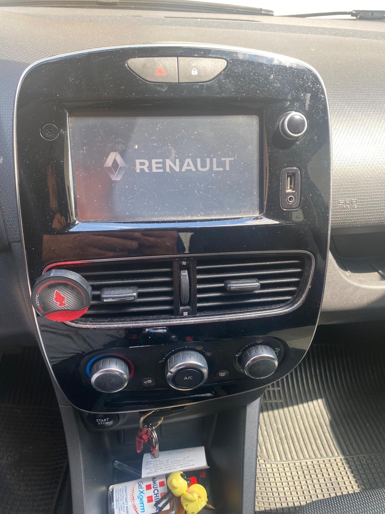 Renault Clio 1.2 75CV 5 porte Intens