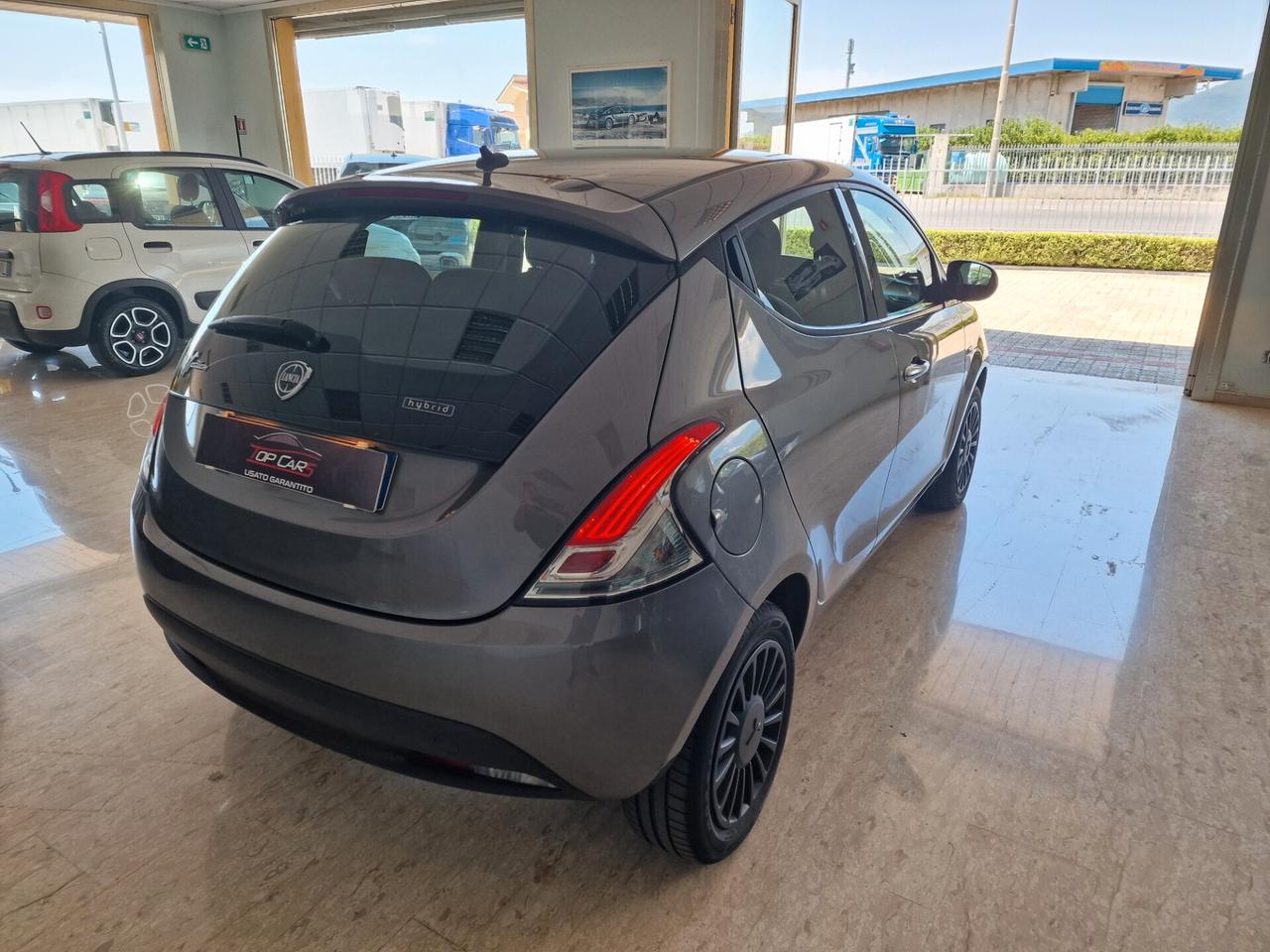 Lancia Ypsilon 1.0 Hybrid Ecochic 2022