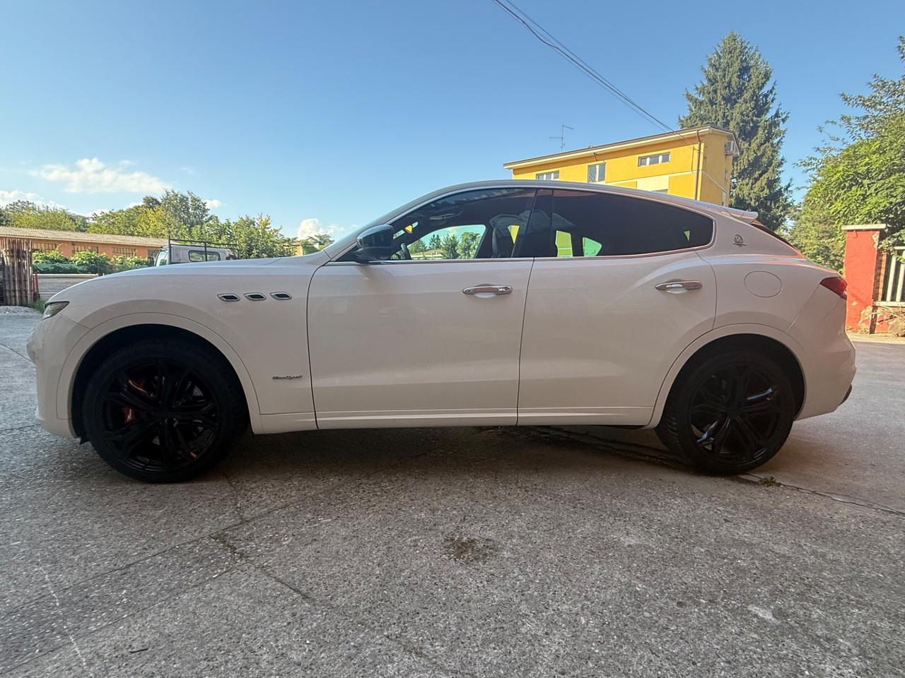 Maserati Levante V6 Diesel AWD Gransport