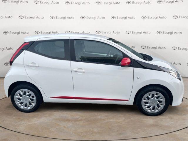 TOYOTA Aygo Connect 1.0 VVT-i 72 CV 5 porte x-cool