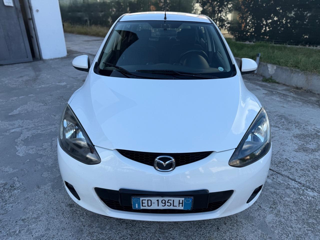 Mazda 2 1.3 Benzina 75CV 5p. 2010 Neopatentati